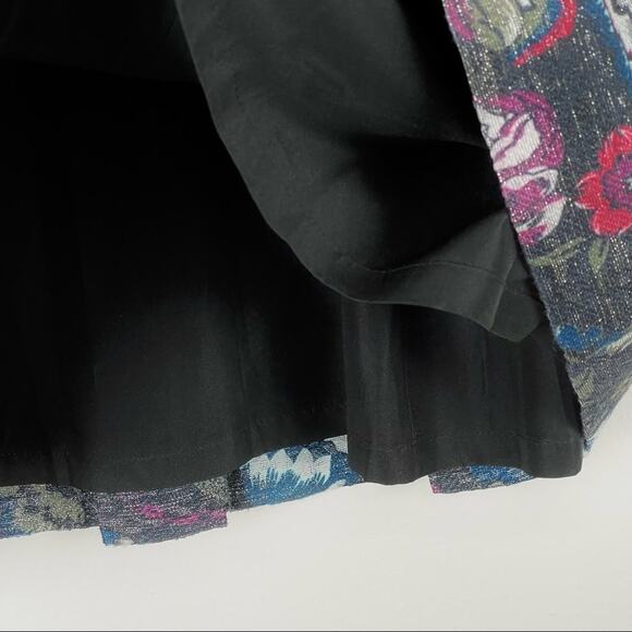 Loft Outlet Floral Brocade / Tapestry Style Pleated Skirt w/ Metallic Thread - 8 - Picture 5 of 10